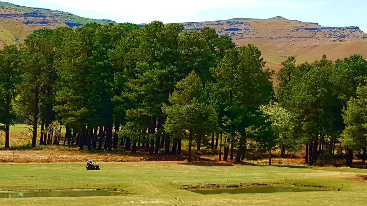 安德伯格124 Fairways Drakensberg Gardens别墅 外观 照片