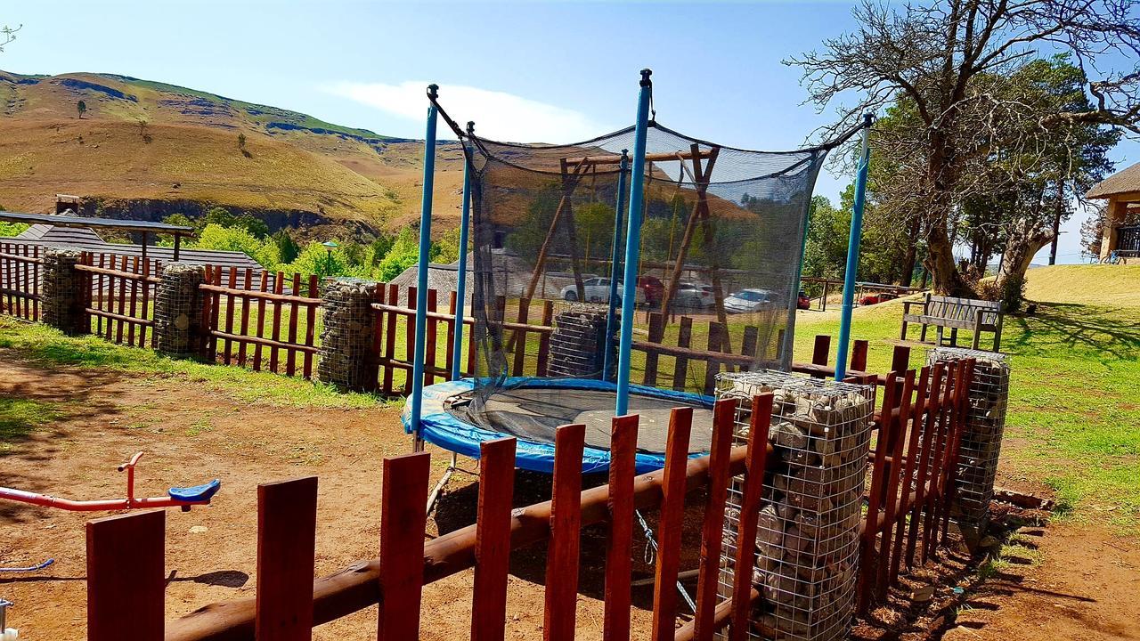 安德伯格124 Fairways Drakensberg Gardens别墅 外观 照片