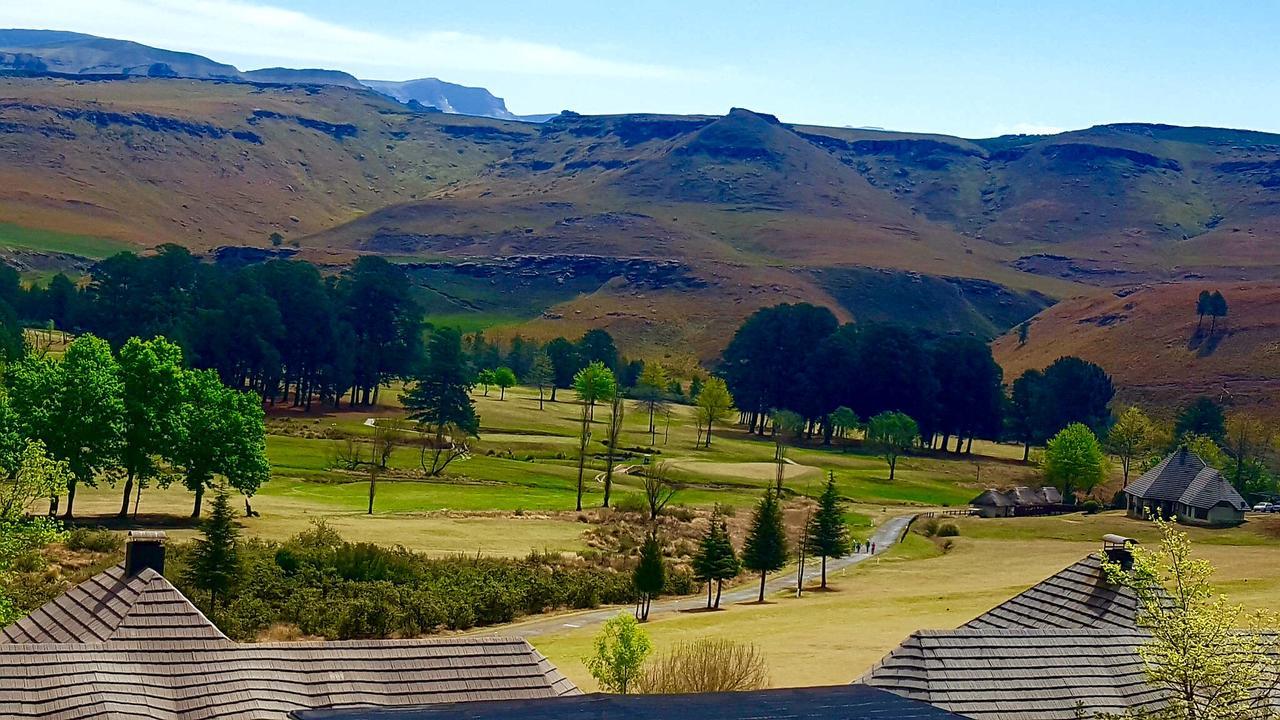 安德伯格124 Fairways Drakensberg Gardens别墅 外观 照片